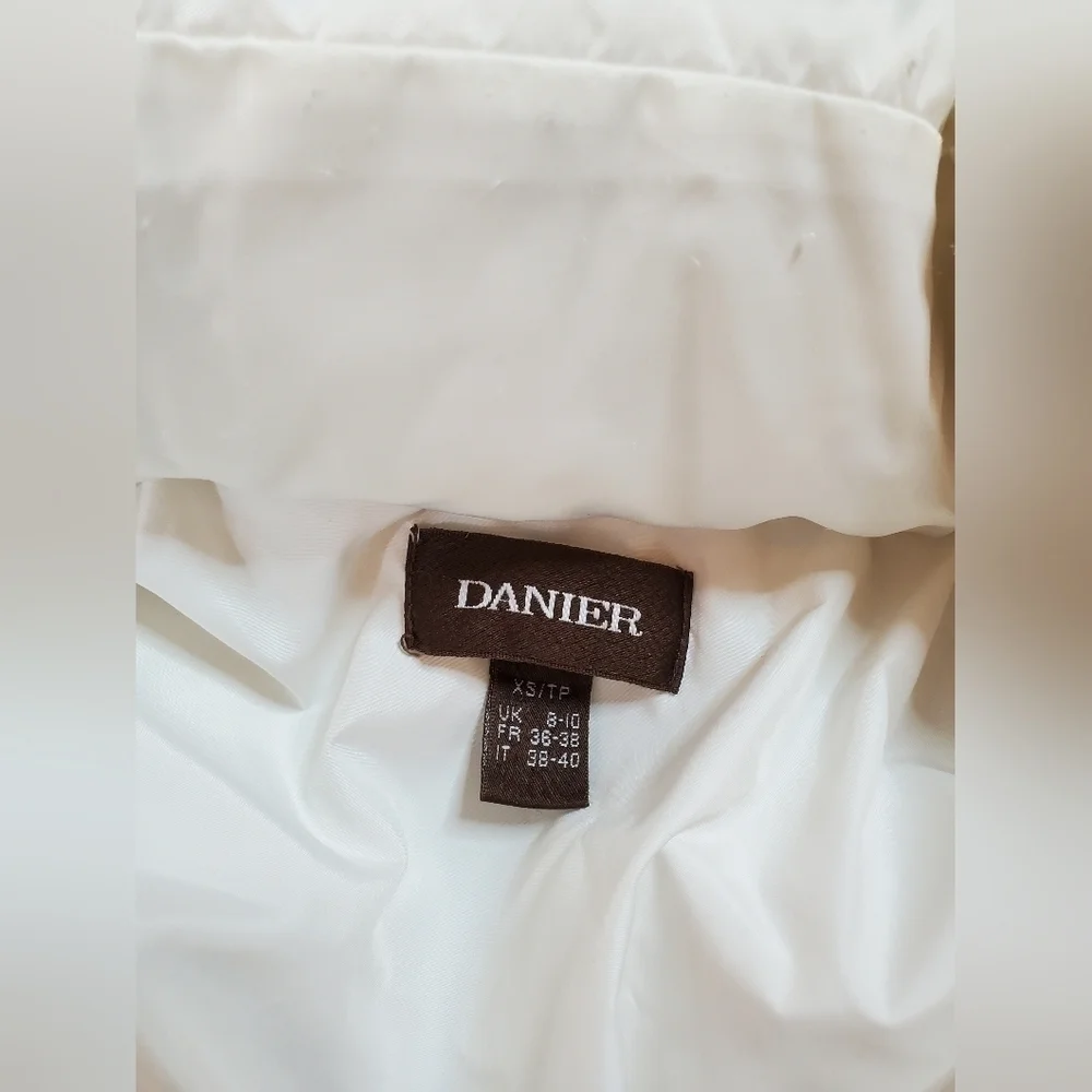 DANIER leather womens white long goose down jacket. Size xs. EUC - Picture 3 of 13